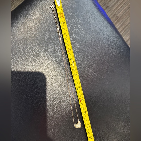 Kendra Scott Ari Heart necklace - Picture 4 of 5